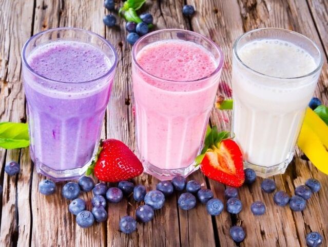 Uebst a Geméis Smoothies a Cocktailer fir Gewiichtsverloscht